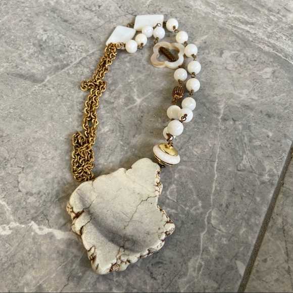White and Gold Large Stone Necklace - Picture 2 of 10